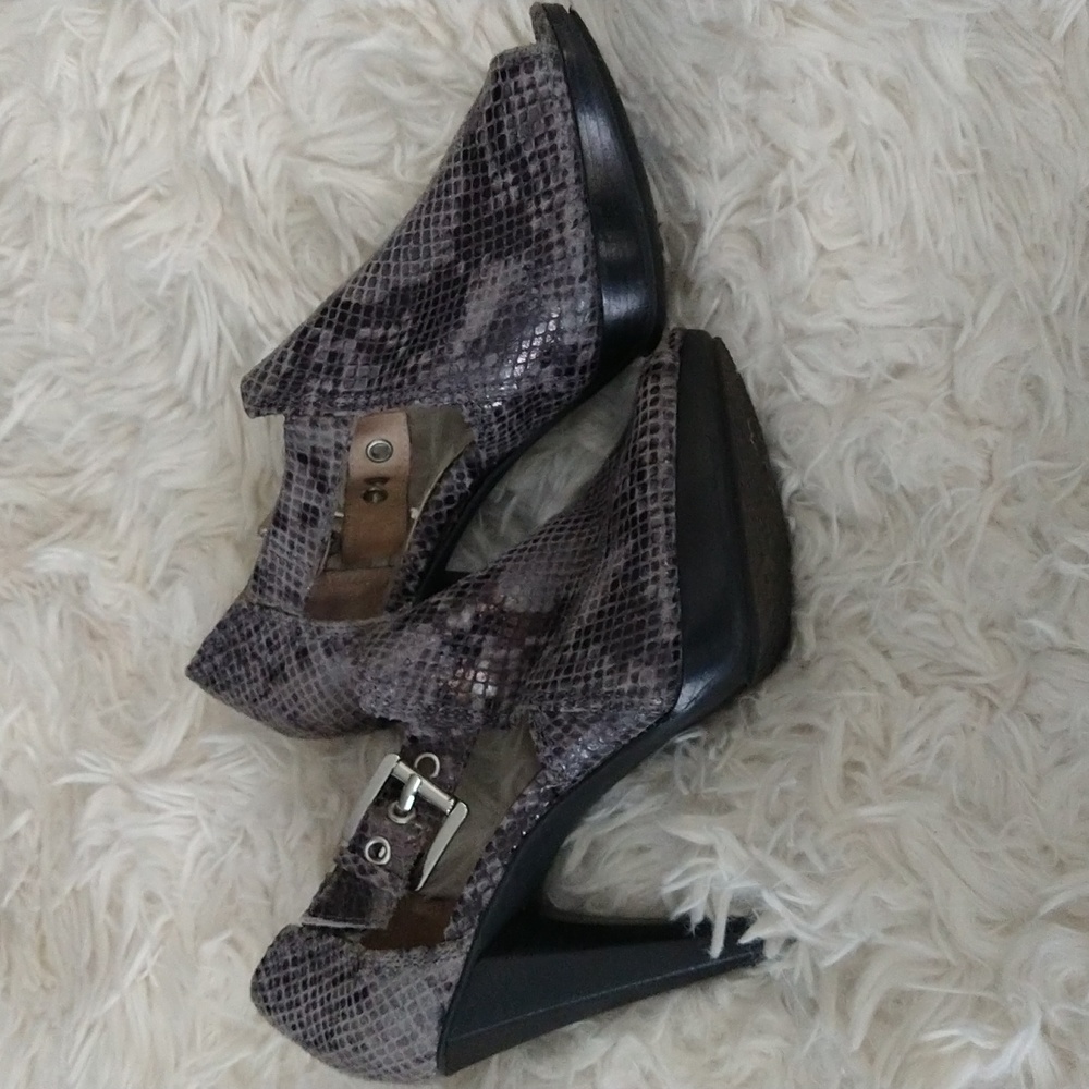 Michael Kors sz 7